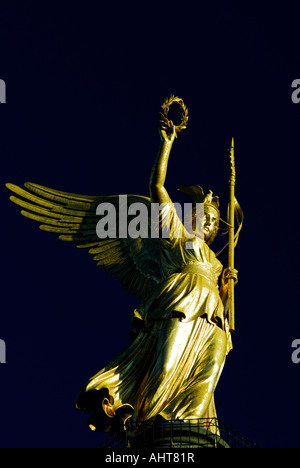 Berlin statue de Victoria sur colonne de la Victoire Banque D'Images