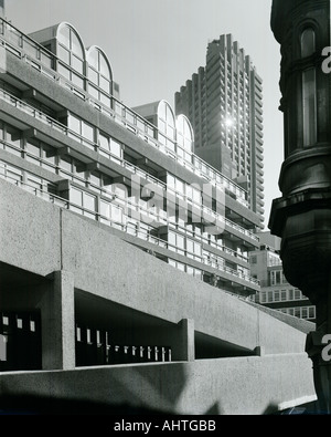 Le Barbican Centre. Architecte : Chamberlain, Powell et Bonn Banque D'Images