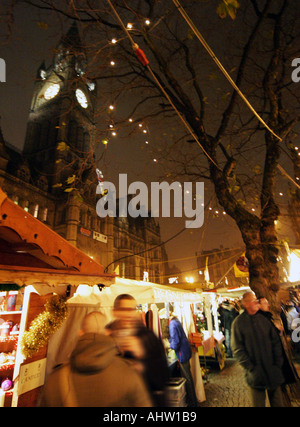 Marchés de Noël à Alberts Square Manchester Uk Banque D'Images