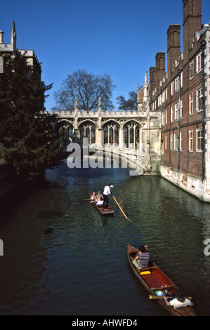Le Pont des Soupirs Cambridge Banque D'Images