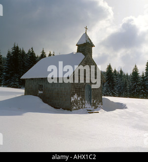 Forêt de Bavière chapelle Dreisessel après tempête de neige Neige de l'hiver la Bavière en Allemagne. Photo par Willy Matheisl Banque D'Images