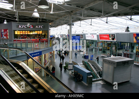 Ville de Manchester Piccadilly gare midlands uk go europe Banque D'Images