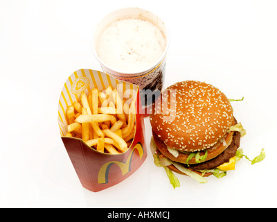 Cheeseburger Chips et Milkshake Banque D'Images