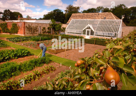 Le potager clos victorien À OZLEWORTH PARK GLOUCESTERSHIRE UK Banque D'Images