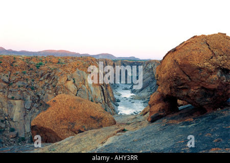 Formations granitiques du point de vue de l'Ararat Parc National d'Augrabies Falls North Cape Afrique du Sud Banque D'Images