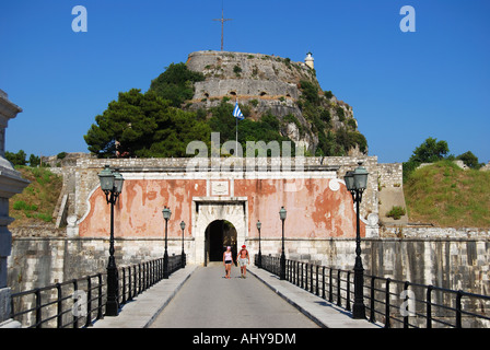 Entrée privée, Paleo Frourio (ancienne forteresse), vieille ville de Corfou, Kerkyra, Corfou, îles Ioniennes, Grèce Banque D'Images