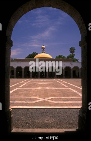 Cour intérieure, Institut Culturel Cabanas, Guadalajara, Jalisco, Mexique de l'État Banque D'Images