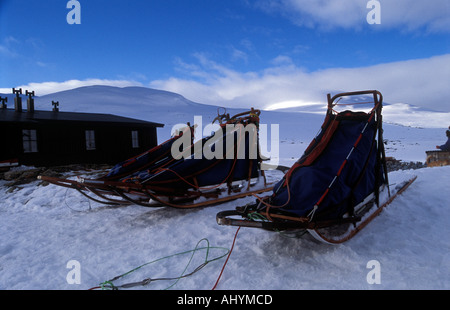 Le traîneau à chiens à Alesjaure sur le Kungsleden trail en Laponie du Nord de la Suède Banque D'Images