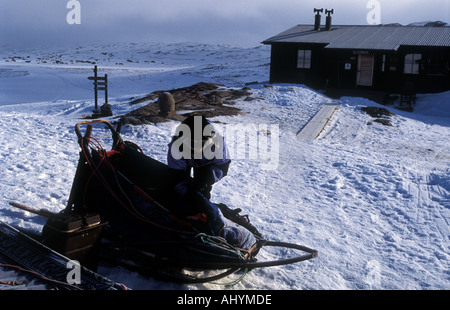 Le traîneau à chiens à Alesjaure sur le Kungsleden trail en Laponie du Nord de la Suède Banque D'Images