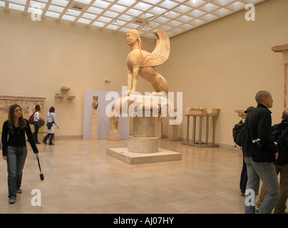 Grand Sphinx de Naxos Musée Archéologique Delphes Grèce centrale Grèce Banque D'Images