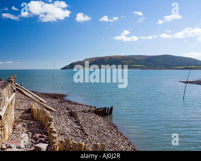 Porlock Weir à travers la baie vers Bossington Hill Somerset UK Banque D'Images