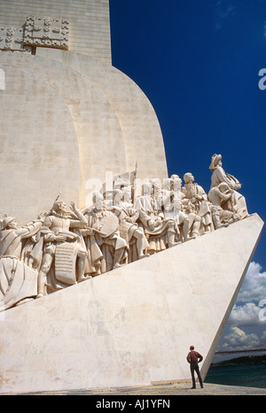 Monument célébrant les Voyages de découverte' qui a quitté le portugal Belem eg Vasco da Gama Banque D'Images