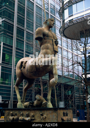 Statue centaure moderne de Canary Wharf Docklands Londres UK Banque D'Images