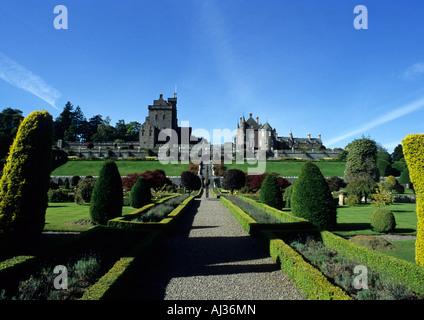 Château et Jardins de Drummond à Crieff Perthshire Scotland UK Banque D'Images