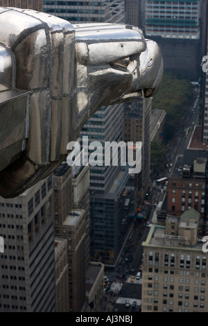 L'un des Aigles du Chrysler Building à Manhattan, New York. Banque D'Images