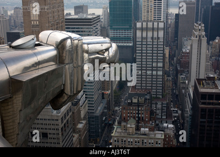 L'un des Aigles du Chrysler Building à Manhattan, New York. Banque D'Images