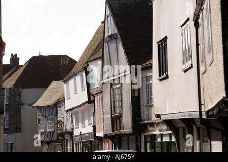 Sandwich Kent Royaume-uni Strand Street Les Tisserands médiévale en bois surplombant les maisons de tisserands flamands Banque D'Images