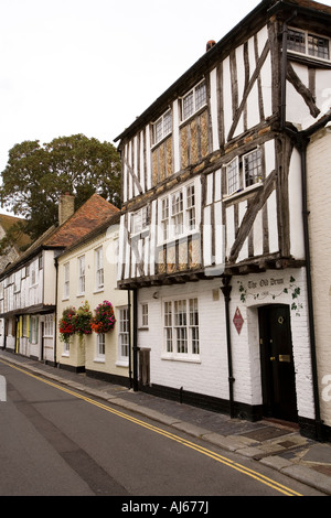 Sandwich Kent UK La rue de l'église St Marys maisons à colombage médiévales Banque D'Images