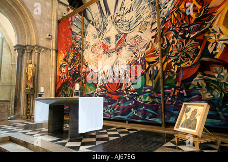 West Sussex Chichester Cathedral interior St Richards culte Anglo Allemand Tapestry dédiée à St Richard Banque D'Images