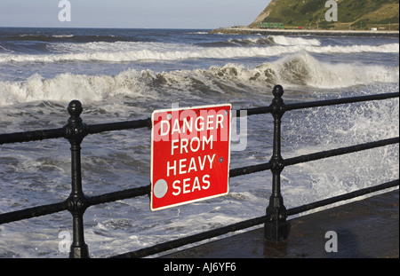 Danger de grosse mer Sign Banque D'Images