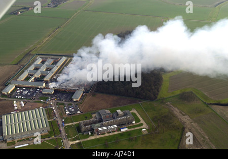 Yarlswood incendie centre de détention 142 2002 UK Bedfordshire Banque D'Images