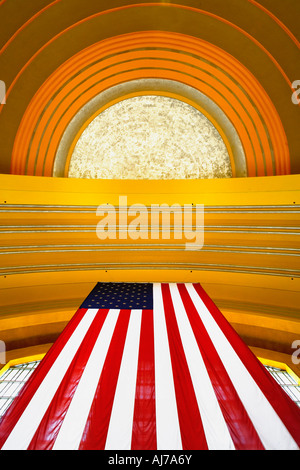 Vue de l'intérieur de l'Union Terminal mieux connu sous le nom de Cincinnati Museum Center et son design art déco, Cincinnati (Ohio). Banque D'Images