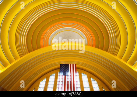 Vue de l'intérieur de l'Union Terminal mieux connu sous le nom de Cincinnati Museum Center et son design art déco, Cincinnati (Ohio). Banque D'Images