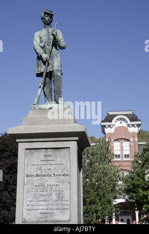 Pocono Poconos Mountains Pennsylvania,Honesdale,Wayne County court House,maisons,1869 monument de la guerre de Sécession,soldat,PA070923074 Banque D'Images