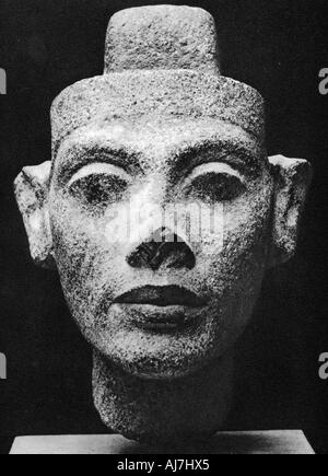 Néfertiti, reine et épouse du pharaon Akhenaton, Egypte antique, 14ème siècle avant J.-C.. Artiste : Inconnu Banque D'Images