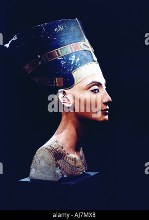 Néfertiti, reine égyptienne et l'épouse d'Akhenaton, 14e siècle av. Artiste : Inconnu Banque D'Images