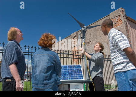 Générateur d'énergie solaire et éolienne Banque D'Images