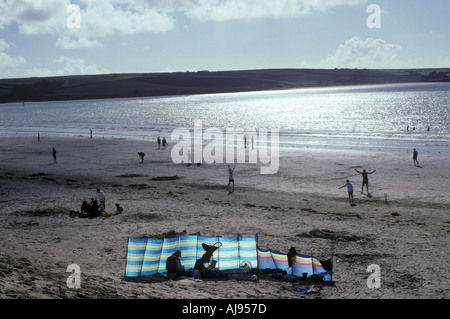 Match de cricket en été à Daymer Bay, Cornwall, UK. Banque D'Images