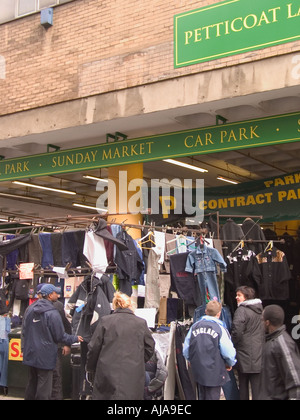 Peticoat Lane Sunday Market Londres Banque D'Images