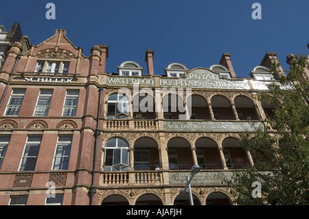 Schiller International University situé dans l'ancien Hôpital Royal Waterloo préservé pour les enfants et les femmes, Londres UK. Banque D'Images