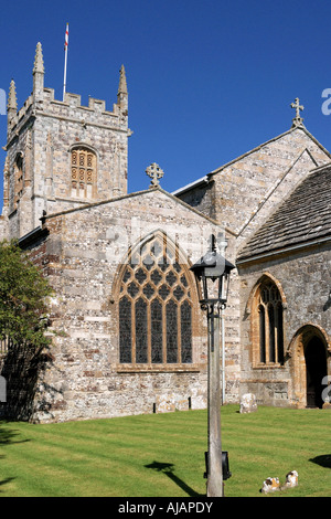 L'historiquement unique Église de St Jean le Baptiste Bere Regis Dorset Angleterre sur un bel après-midi ensoleillé Banque D'Images