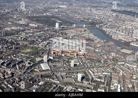 Vue aérienne au nord-ouest de Chelsea et Battersea Battersea Park et Power Station Londres SW11 et SW3 Angleterre UK High level obliq Banque D'Images