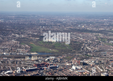 Vue aérienne sud-ouest de l'habitat pavillonnaire Alexandra Palace et parc de Wood Green et Hornsey London N22 et N8 Angleterre UK High l Banque D'Images