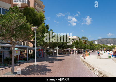 Promenade Palma Nova, dans la baie de Palma, Majorque, Îles Baléares, Espagne Banque D'Images