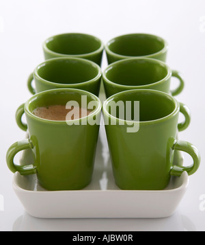 Tasses de café vert - un pleine Banque D'Images