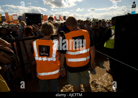 Les foules au Womad nouveau site dans le Wiltshire en 2007 l'alternative world music festival se passe chaque été en UK Banque D'Images