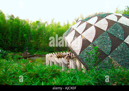 Fontaine des baleines parc de Pinocchio à Collodi en Toscane Italie Italie Banque D'Images