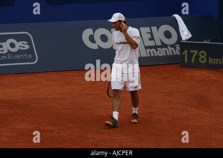 L'Estoril Open 2007 - 1er tour - qualification Sam Querrey vs Luis Horna Banque D'Images