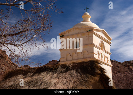 Ancienne église de la ville de Susques près de la montagne andine, Province de Jujuy, Argentine Banque D'Images