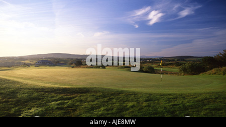 Bull Bay Golf Club at sunrise Anglesey Pays de Galles UK Banque D'Images
