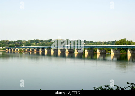 Pont sur la rivière Susquehanna en Pennsylvanie Harrisburg PA Banque D'Images