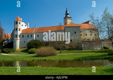 Château dans une petite ville de Telc en Moravie du Sud, République tchèque. Banque D'Images