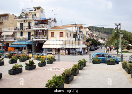 Vue depuis les marches de l'église St Dionysios, la ville de Zante. Banque D'Images