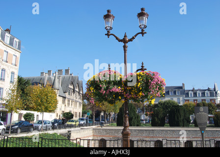 Place de Forum, Reims, Marne, Champagne-Ardenne, France Banque D'Images