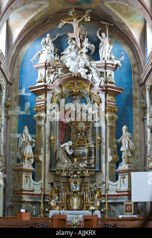 Autel, ancienne église cistercienne de Jésuites, Eger, Hongrie Banque D'Images