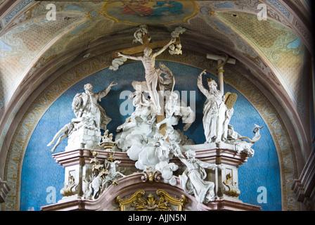 Détail de l'autel, l'ancien collège jésuite Église cistercienne, Eger, Hongrie Banque D'Images